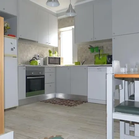 Casa Amarela - Center By The Apartment *