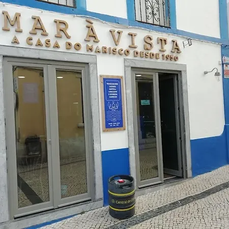Apartment Casa Amarela - Center By The